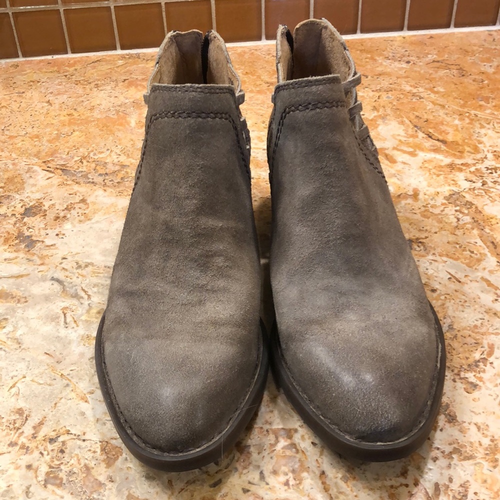 Born booties! Very comfortable! Hardly worn!